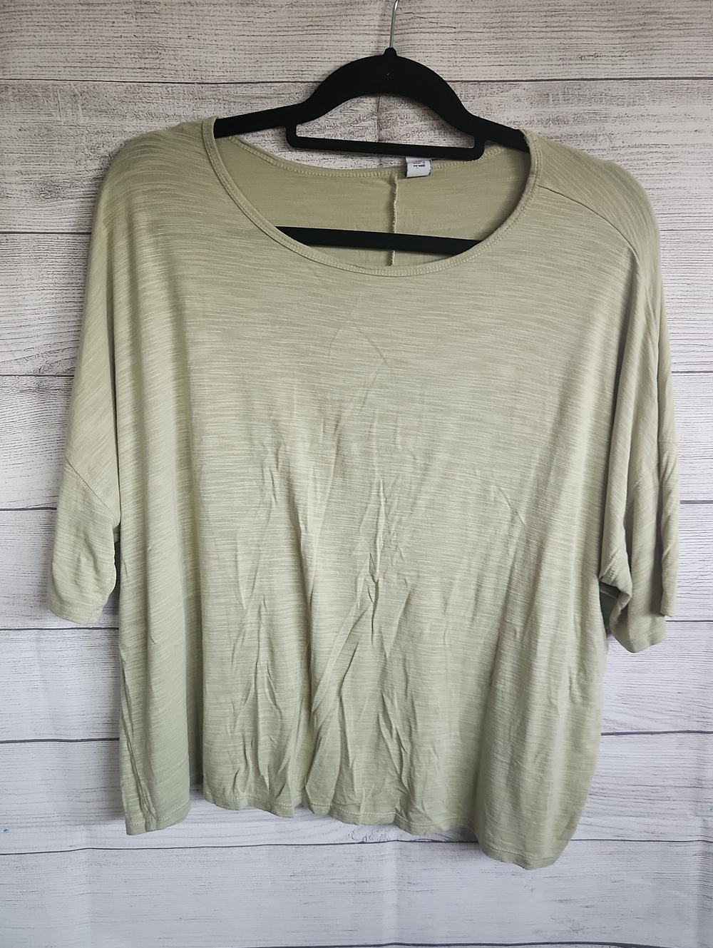 Old Navy Sage Green Short Sleeve Scoop Neck Tee